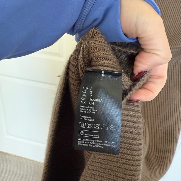 H&M - Ribbed Knit Dress - Picture 3 of 6